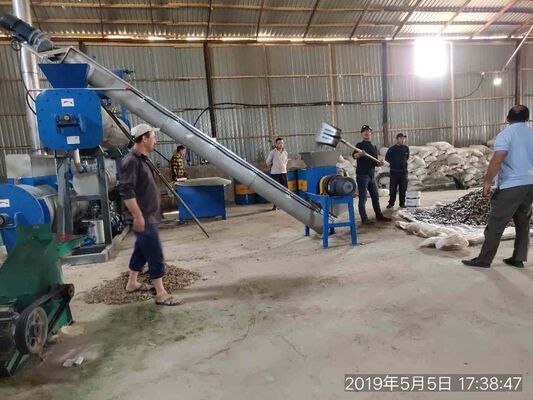 Mobil veya Sabit Tam Otomatik Balık Yemi Tesisi Donanımlı Hat