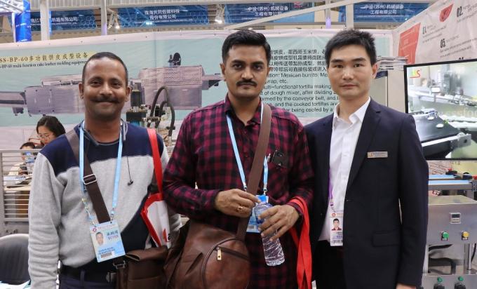 Gıda Endüstrisi 900pcs / h 150mm Ticari Mısır Tortilla Makinesi 7