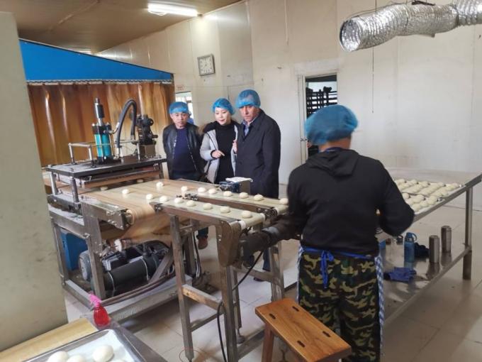 Gıda Endüstrisi 900pcs / h 150mm Ticari Mısır Tortilla Makinesi 11