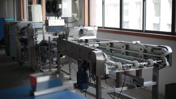 Gıda Endüstrisi 900pcs / h 150mm Ticari Mısır Tortilla Makinesi 14